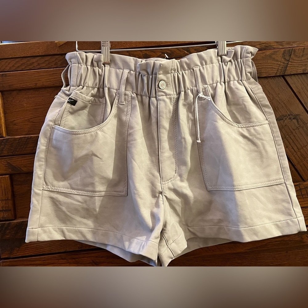 NWT KanCan Percy Paperbag‎ Ultra High Rise Shorts Grey Cream size XL - Picture 2 of 12